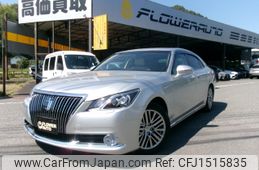toyota crown-majesta 2016 CFJ1515835