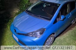 toyota vitz 2015 -TOYOTA--Vitz DBA-NSP130--NSP130-2194965---TOYOTA--Vitz DBA-NSP130--NSP130-2194965-