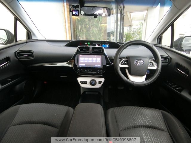 toyota prius 2016 -TOYOTA--Prius DAA-ZVW50--ZVW50-8009355---TOYOTA--Prius DAA-ZVW50--ZVW50-8009355- image 2