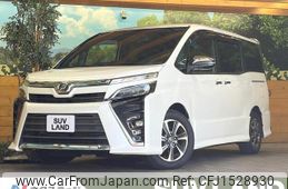 toyota voxy 2018 CFJ1528930