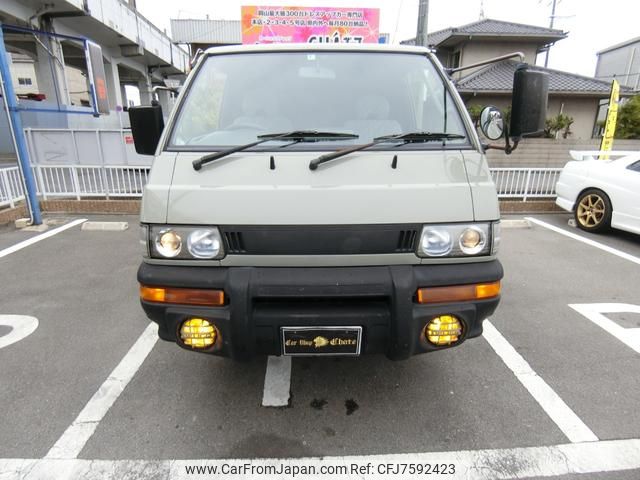 mitsubishi delica-starwagon 1998 GOO_JP_700102067530220611003 image 2