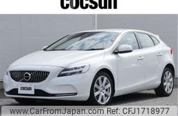 volvo v40 2017 CFJ1718977