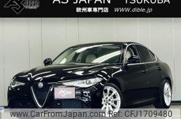 alfa-romeo giulia 2018 CFJ1709480