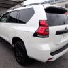 toyota land-cruiser-prado 2024 25431503 image 3