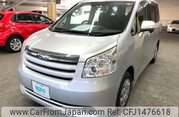 toyota noah 2009 CFJ1476618