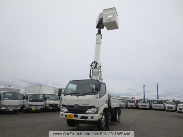 hino dutro 2016 CFJ1850468 image 1