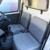 mitsubishi minicab-truck 2001 GOO_JP_700040229130220127002 image 76