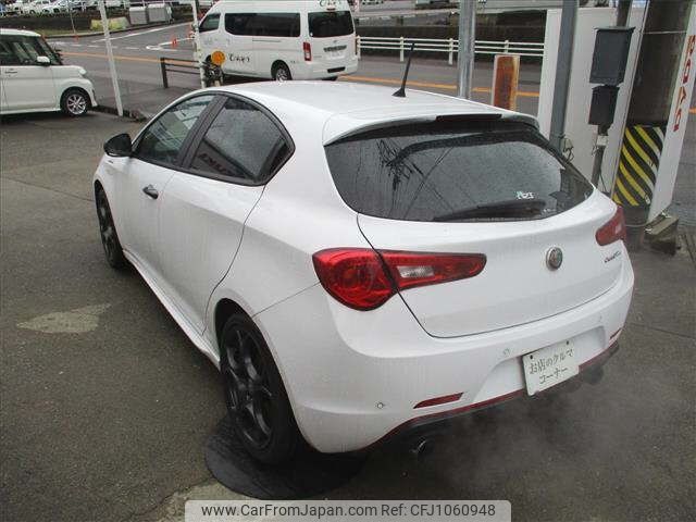 alfa-romeo giulietta 2018 -ALFA ROMEO 【岐阜 303ﾆ1403】--Alfa Romeo Giulietta 94018P-07519620---ALFA ROMEO 【岐阜 303ﾆ1403】--Alfa Romeo Giulietta 94018P-07519620- image 2