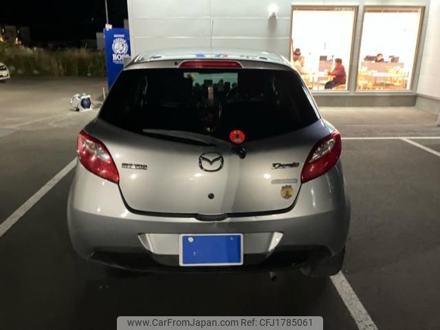 mazda demio 2010 CFJ1785061 image 2