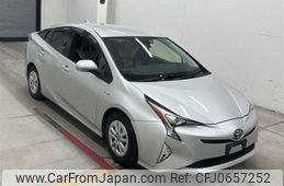 toyota prius 2016 -TOYOTA--Prius ZVW50-6039024---TOYOTA--Prius ZVW50-6039024-