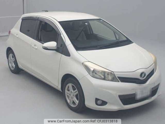 toyota vitz 2012 TE567 image 2