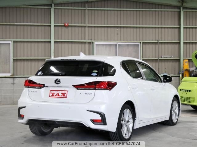 lexus ct 2017 quick_quick_ZWA10_ZWA10-2314105 image 2