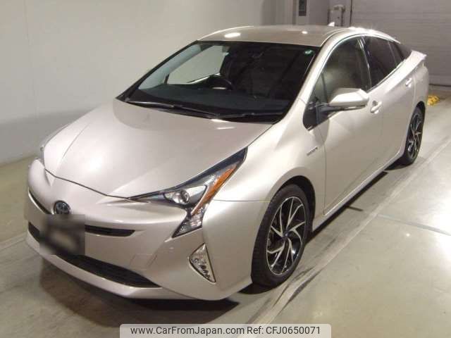 toyota prius 2016 -TOYOTA--Prius DAA-ZVW55--ZVW55-8004060---TOYOTA--Prius DAA-ZVW55--ZVW55-8004060- image 1