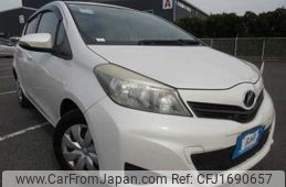 toyota vitz 2011 CFJ1690657