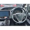 toyota voxy 2017 quick_quick_DBA-ZRR80G_0372057 image 3