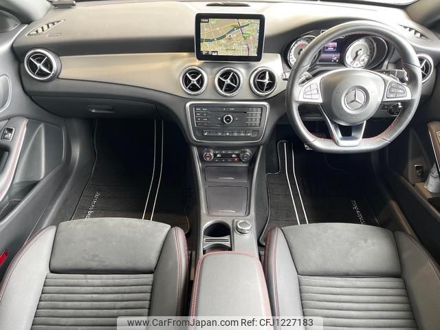 mercedes-benz cla-class 2016 quick_quick_117942_WDD1179422N365773 image 2