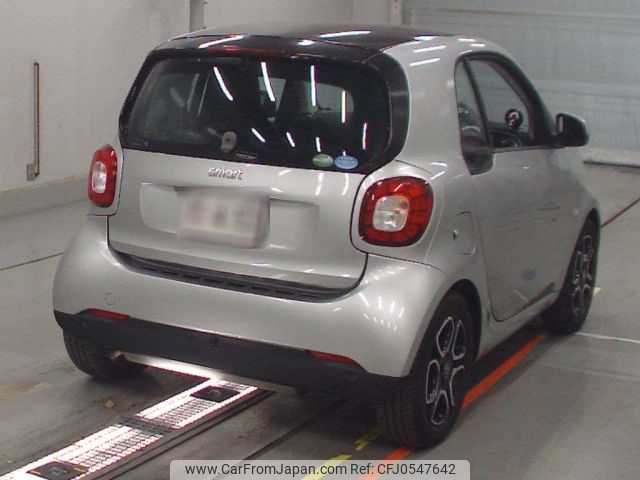 smart fortwo 2017 -SMART--Smart Fortwo 453344-WME4533442K171028---SMART--Smart Fortwo 453344-WME4533442K171028- image 2