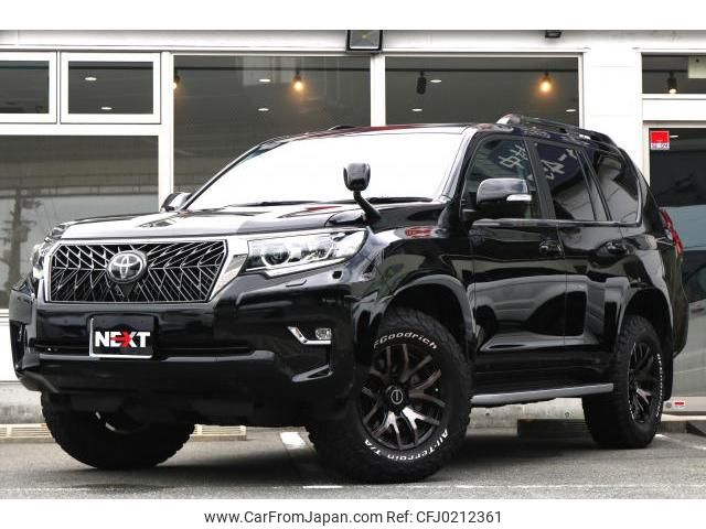 toyota land-cruiser-prado 2017 quick_quick_LDA-GDJ150W_GDJ150-0023132 image 1