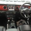 jeep wrangler 2021 24111112 image 37