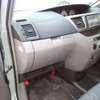 toyota noah 2003 2829189-ea193450 image 18
