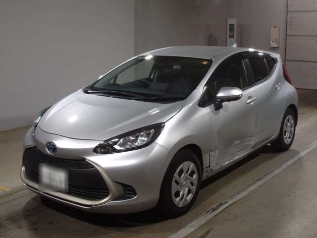 2022 Toyota Aqua 6AA-MXPK11 - Car Price $9,846