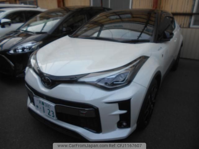 toyota c-hr 2019 quick_quick_6AA-ZYX11_ZYX11-2005328 image 1