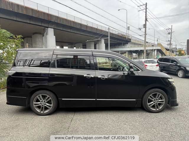 nissan elgrand 2013 NIKYO_YQ28789 image 1