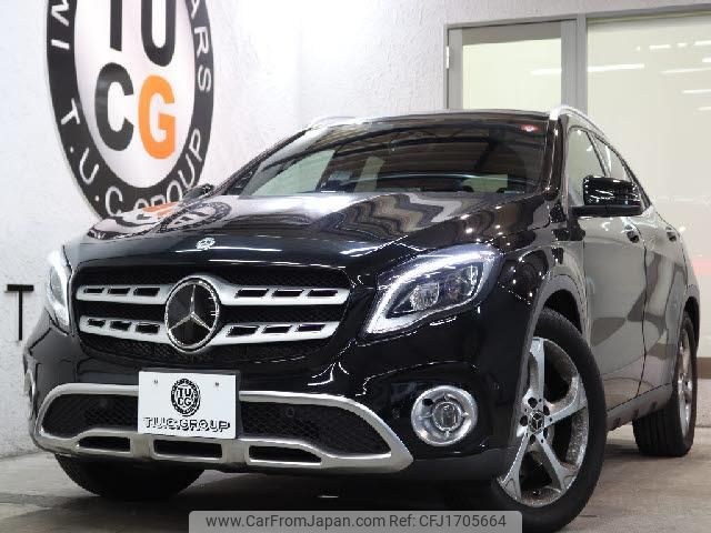 mercedes-benz cla-class 2018 CFJ1705664 image 1