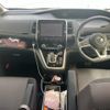 nissan serena 2018 CFJ1683970 image 18
