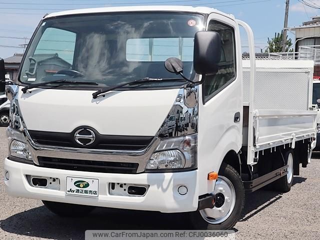 hino dutro 2016 GOO_NET_EXCHANGE_0207851A30240620W002 image 2