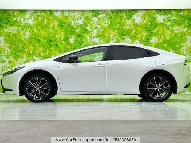 toyota prius 2023 quick_quick_MXWH60_MXWH60-4044147 image 2