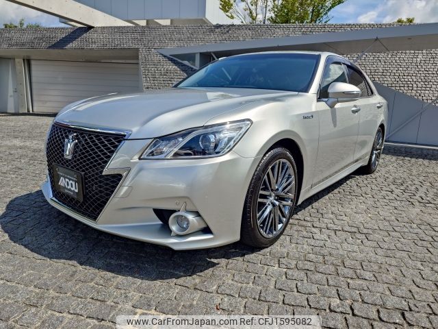 toyota crown 2013 CFJ1595082 image 1