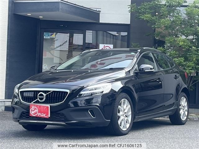 volvo v40 2017 CFJ1606125 image 1