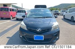 toyota vitz 2013 CFJ1501184