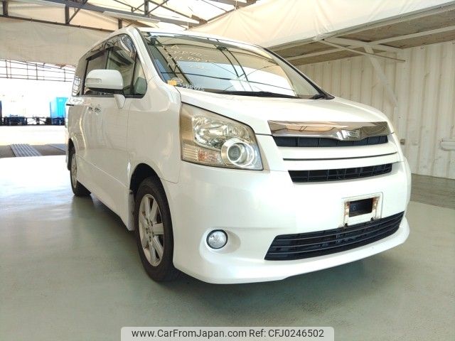 toyota noah 2009 ENHANCEAUTO_1_ea288075 image 1