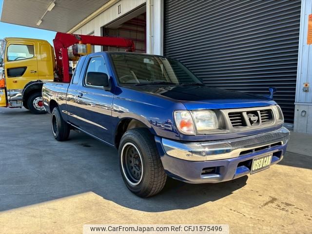 nissan dutsun-truck 2000 CFJ1575496 image 1