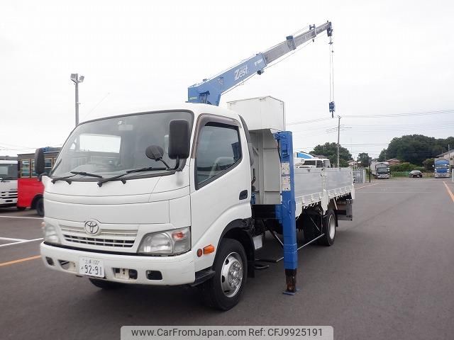 toyota dyna-truck 2011 GOO_NET_EXCHANGE_0402951A30240621W002 image 2