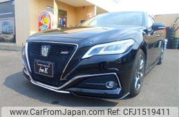 toyota crown 2019 CFJ1519411