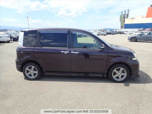 toyota sienta 2012 NIKYO_AB32481 image 1