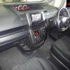 toyota voxy 2012 CFJ1722760 image 4