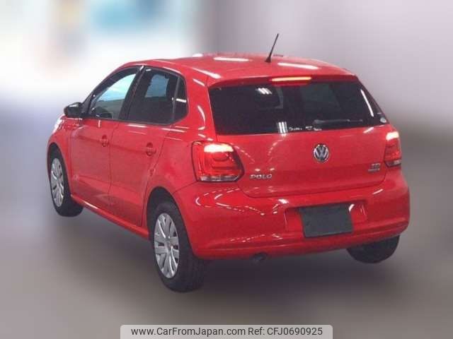 volkswagen polo 2013 -VOLKSWAGEN--VW Polo DBA-6RCBZ--WVWZZZ6RZDU013270---VOLKSWAGEN--VW Polo DBA-6RCBZ--WVWZZZ6RZDU013270- image 2