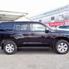 toyota land-cruiser-prado 2020 24230908 image 6