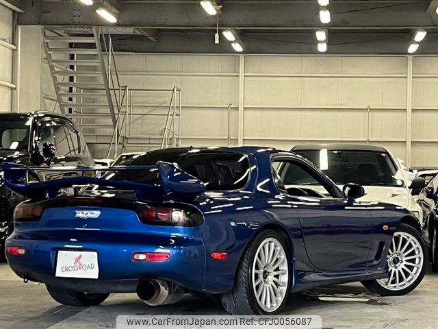 mazda rx-7 1999 42be28cafbf6f8a2ee9db139666d643b image 2