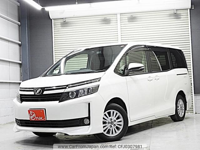 toyota voxy 2014 -TOYOTA--Voxy DBA-ZRR80G--ZRR80-0071901---TOYOTA--Voxy DBA-ZRR80G--ZRR80-0071901- image 1