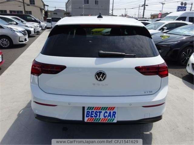 volkswagen golf 2024 CFJ1541629 image 2