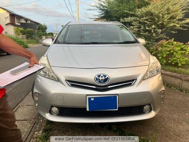 toyota prius-α 2011 CFJ1595419 image 1