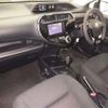 toyota aqua 2018 CFJ1610110 image 5