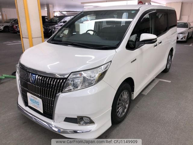 toyota esquire 2015 ZWR80-0118988 image 1