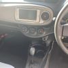 toyota vitz 2013 CFJ1560520 image 6
