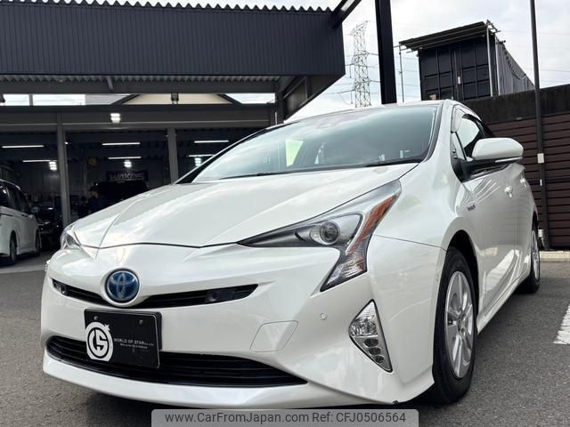 toyota prius 2018 quick_quick_ZVW50_ZVW50-6118438 image 2